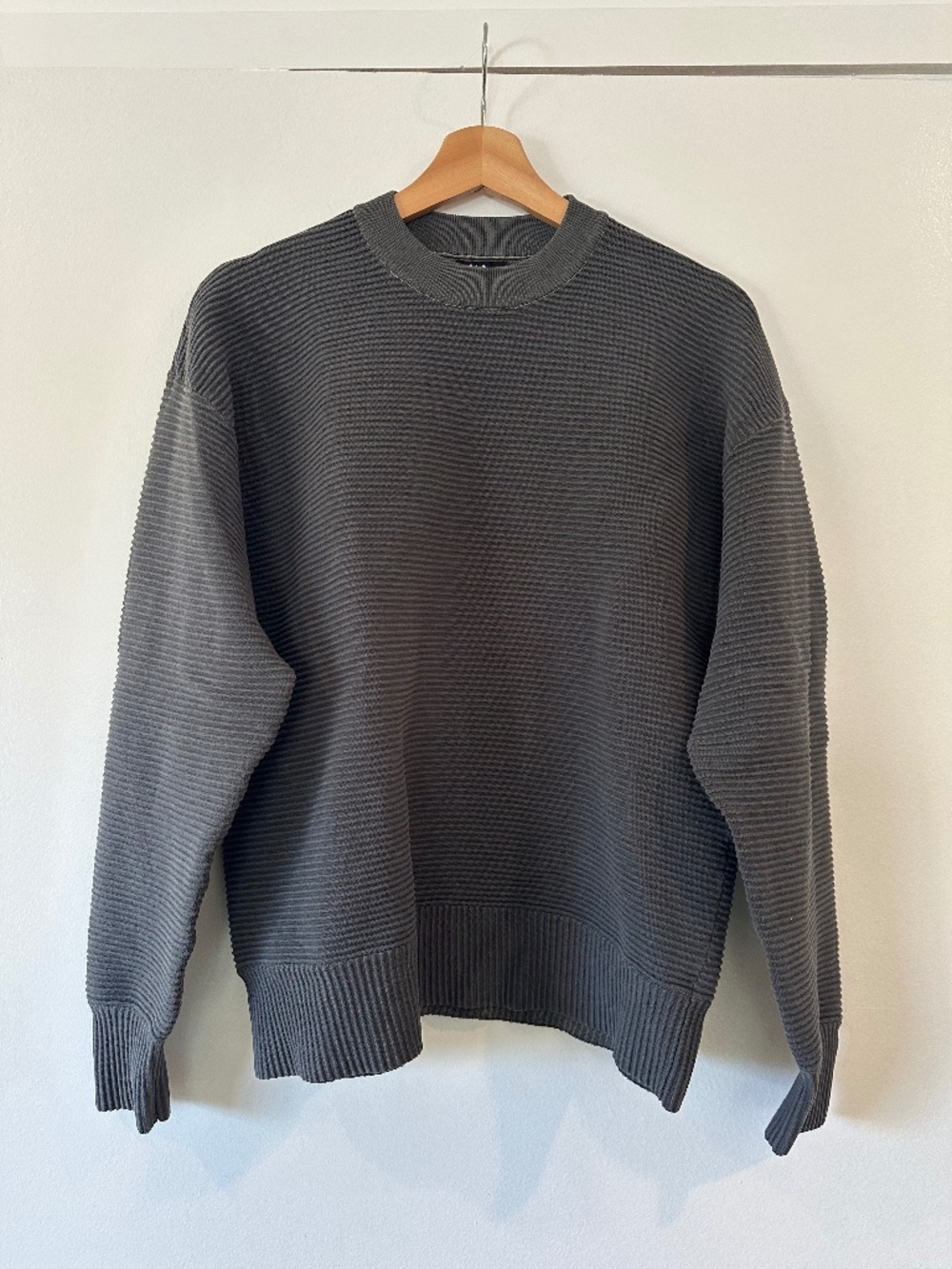 NAGNATA -Sonny Crew Rib-Knit Sweater /Sweatshirt in Organic Cotton - Size Medium